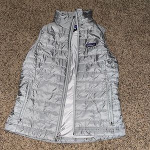 Grey puffer vest